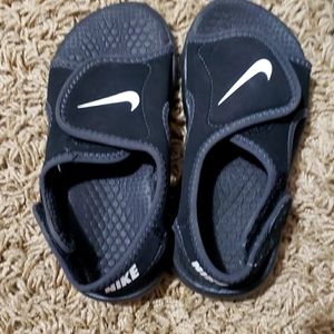 Boys sandals